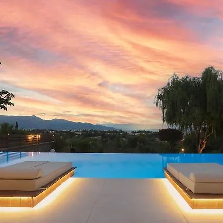 Wild Willow Villa *