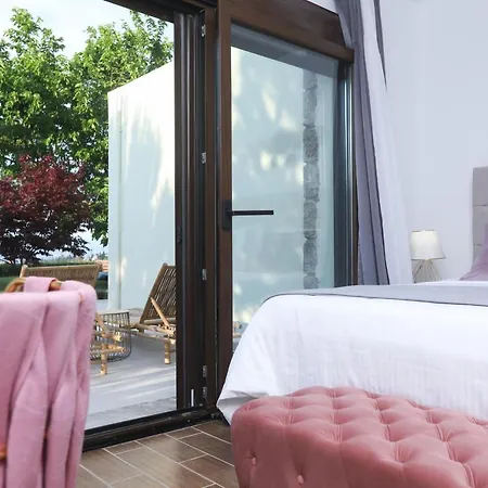 Wild Willow Villa *